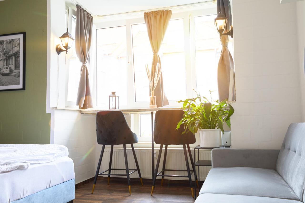 Stilvolles Ruhiges - Parkplatz, Wifi, Tv Em-apartments Deutschland Apartment